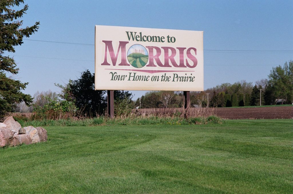 Welcome to Morris sign in Morris, Minnesota